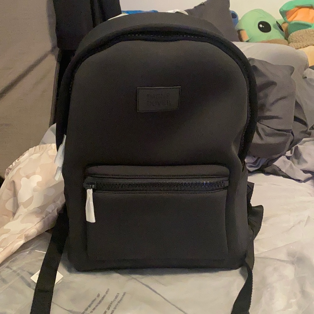 Dagne Dover Dakota Onyx Medium